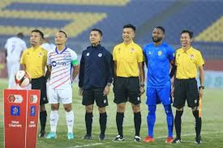 Trợ Lý Trọng Tài Bóng Đá Vai Trò Quan Trọng